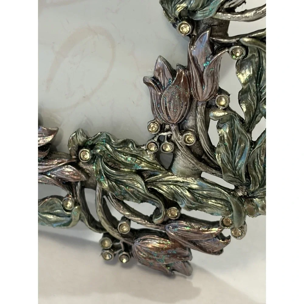N/A ornate pewter